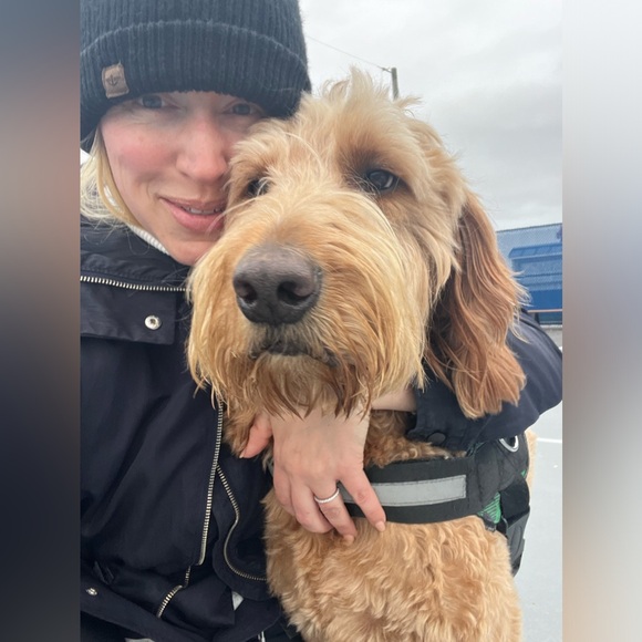 Meet your Posher, Lindsay - Picture 2 of 4